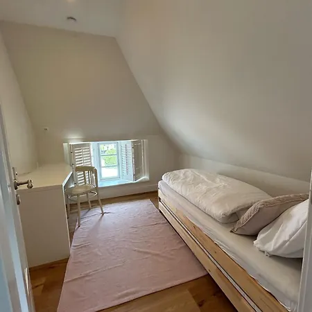 Kapitaenshaus Von 1712 - Neu Saniert Appartamento *