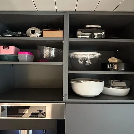 Kapitaenshaus Von 1712 - Neu Saniert Apartment Nieblum